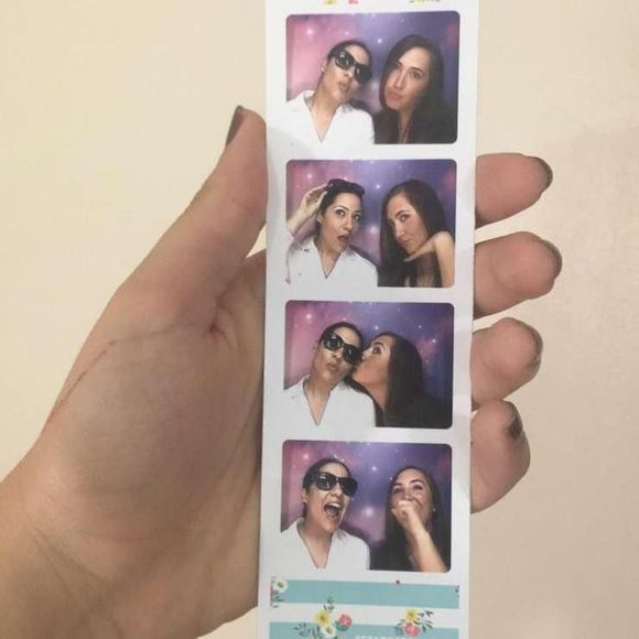 Meet your Posher, Rhian - Picture 1 of 1